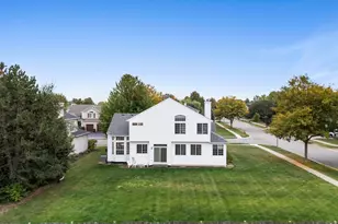 1300 Kettering Rd, Mundelein, IL 60060 - Photo 14