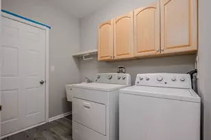 134 Woodview Ct, Glen Ellyn, IL 60137 - Photo 10