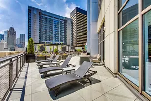 512 N McClurg Ct, Chicago, IL 60611 - Photo 38