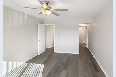 705 S Milwaukee Avenue #111, Libertyville, IL 60048 - Photo 12