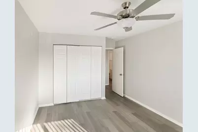705 S Milwaukee Avenue #111, Libertyville, IL 60048 - Photo 10