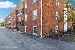 515 N Cass Ave, Westmont, IL 60559 - Photo 2