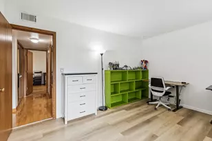 522 E Algonquin Rd, Schaumburg, IL 60173 - Photo 16