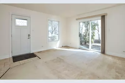 511 Eagle Court #0, Schaumburg, IL 60194 - Photo 8