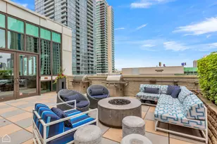 650 W Wayman St, Chicago, IL 60661 - Photo 12