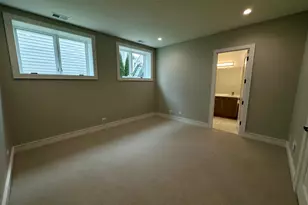 4243 N Damen Ave, Chicago, IL 60618 - Photo 14