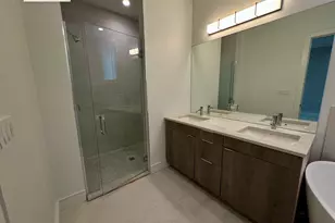 4243 N Damen Ave, Chicago, IL 60618 - Photo 16