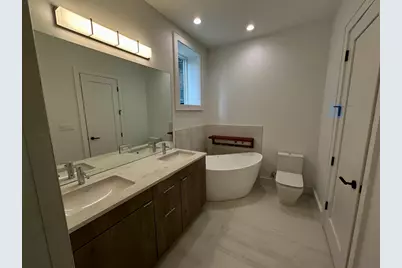 4243 N Damen Avenue #1R, Chicago, IL 60618 - Photo 14