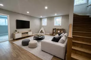 4243 N Damen Ave, Chicago, IL 60618 - Photo 4