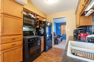 2016 Midhurst Ct, Joliet, IL 60435 - Photo 6