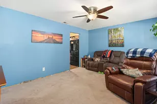 2016 Midhurst Ct, Joliet, IL 60435 - Photo 4