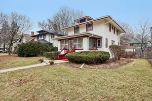 806 N Euclid Ave, Oak Park, IL 60302 - Photo 2