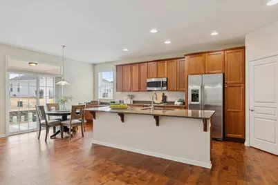 2824 Chevy Chase Lane, Naperville, IL 60564 - Photo 8