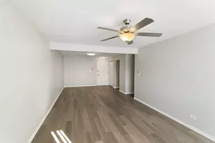 711 S Milwaukee Ave, Libertyville, IL 60048 - Photo 6