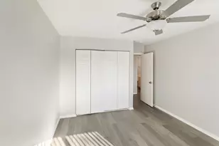 711 S Milwaukee Ave, Libertyville, IL 60048 - Photo 10