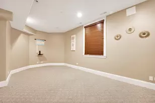 2323 Douglas Ave, Des Plaines, IL 60018 - Photo 24