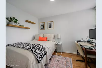 525 W Hawthorne Place #602, Chicago, IL 60657 - Photo 16