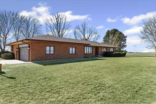 36215 E 200 North Rd, Bellflower, IL 62174 - Photo 42