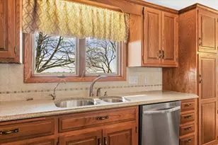 36215 E 200 North Rd, Bellflower, IL 62174 - Photo 22