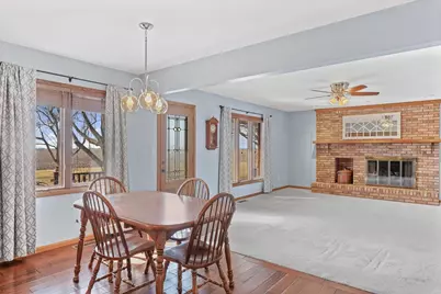 36215 E 200 North Road, Bellflower, IL 62174 - Photo 16