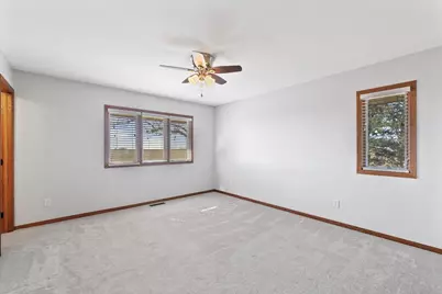 36215 E 200 North Road, Bellflower, IL 62174 - Photo 30