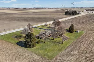 36215 E 200 North Rd, Bellflower, IL 62174 - Photo 8