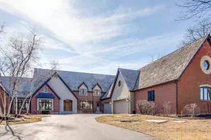 13 Kensington Dr, North Barrington, IL 60010 - Photo 1