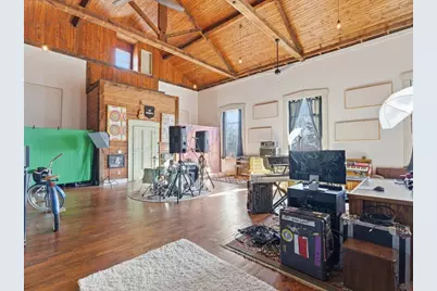 204 N 2nd Street, Le Claire, IA 52753 - Photo 16