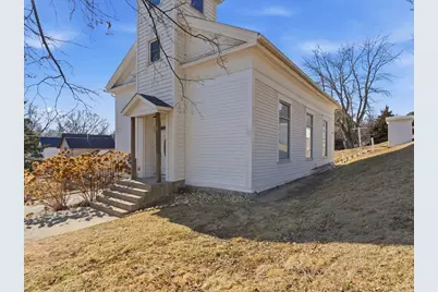 204 N 2nd Street, Le Claire, IA 52753 - Photo 6