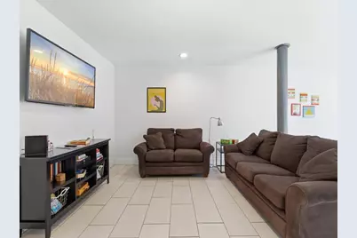 204 N 2nd Street, Le Claire, IA 52753 - Photo 22