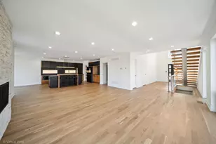 1752 MacLean Ct, Glenview, IL 60025 - Photo 8