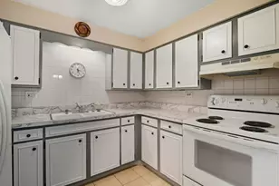 5850 W 55th St, Chicago, IL 60638 - Photo 8