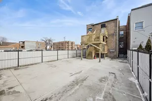 342 S Kostner Ave, Chicago, IL 60624 - Photo 26