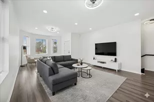 342 S Kostner Ave, Chicago, IL 60624 - Photo 6