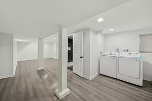 342 S Kostner Ave, Chicago, IL 60624 - Photo 22