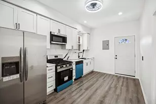 342 S Kostner Ave, Chicago, IL 60624 - Photo 16