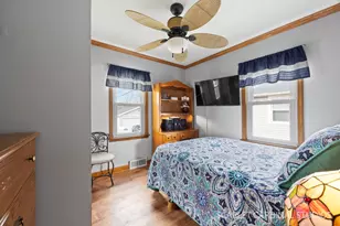 232 S Oakland Ave, Villa Park, IL 60181 - Photo 12