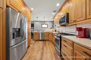 232 S Oakland Ave, Villa Park, IL 60181 - Photo 8