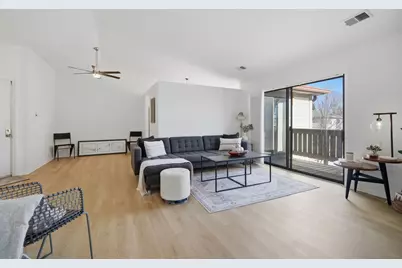 4131 N Pheasant Trail Court #8, Arlington Heights, IL 60004 - Photo 4