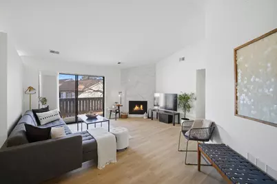 4131 N Pheasant Trail Court #8, Arlington Heights, IL 60004 - Photo 2