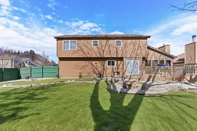 4339 Crabtree Court, Gurnee, IL 60031 - Photo 36
