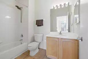 600 N Dearborn St, Chicago, IL 60654 - Photo 16