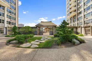 4250 N Marine Dr, Chicago, IL 60613 - Photo 20