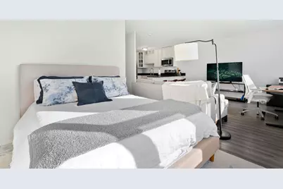 4250 N Marine Drive #1712, Chicago, IL 60613 - Photo 16