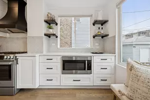 5426 N Western Ave, Chicago, IL 60625 - Photo 18