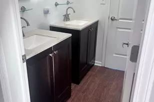 20 W Hinsdale Ave, Hinsdale, IL 60521 - Photo 8