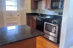 20 W Hinsdale Ave, Hinsdale, IL 60521 - Photo 2