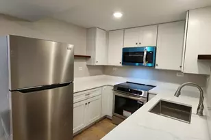 6321 S Eberhart Ave, Chicago, IL 60637 - Photo 16