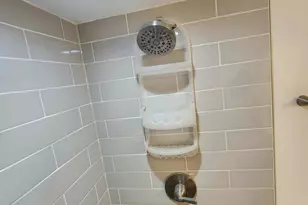 6321 S Eberhart Ave, Chicago, IL 60637 - Photo 8