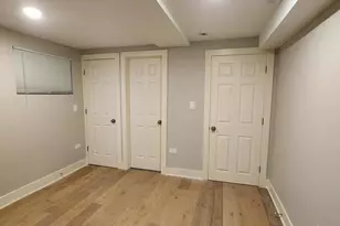 6321 S Eberhart Ave, Chicago, IL 60637 - Photo 2